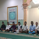 Foto : Ist, Sejumlah tokoh masyarakat dan jamaah, pada saat proses pemilihan pengurus Takmir Masjid AL ANSOR H.A di Talang Bandung.
