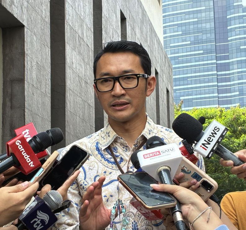 KPK Amankan Uang Miliaran dan Logam Mulia 3 Kilogram dalam OTT Pejabat Bea Cukai